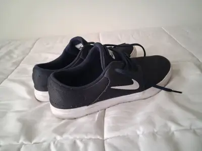 Zapatillas Nike SB negras para hombre - miniatura 3