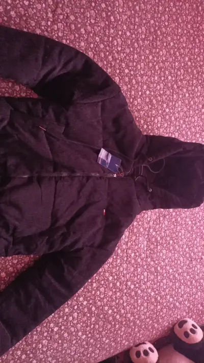 Chaqueta con capucha Tommy Hilfiger negra - miniatura 1