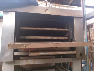 Horno industrial usado buen estado - miniatura 2