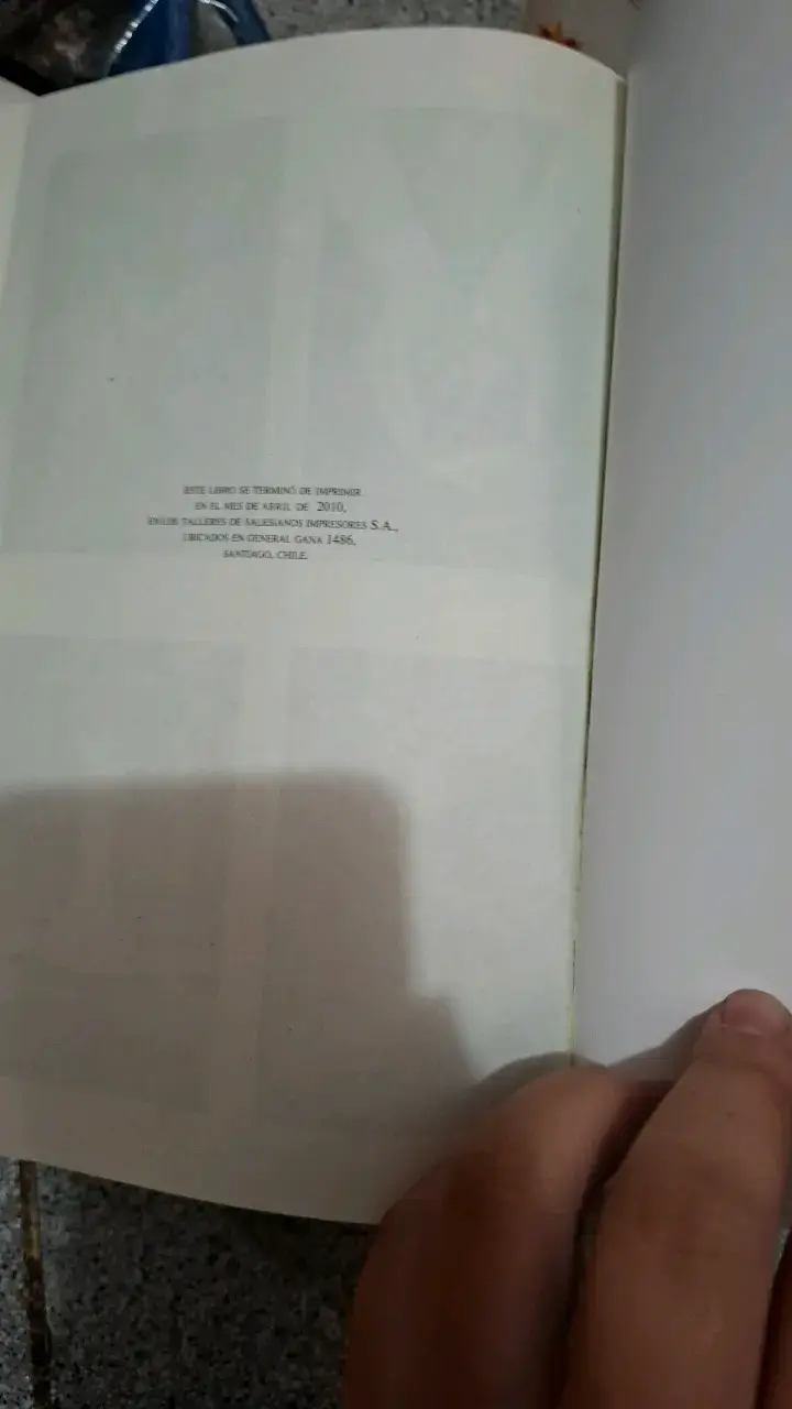 Libro Amanecer de Stephenie Meyer en buen estado - 4