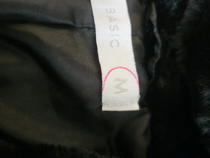 Chaqueta de peluche negra con capucha talla M - 2