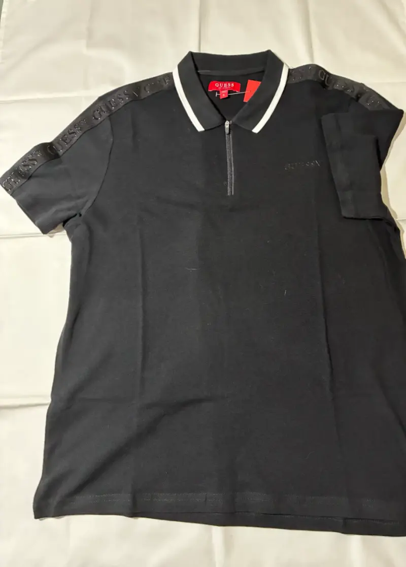 Polera Polo Negra Guess para Hombre - 1