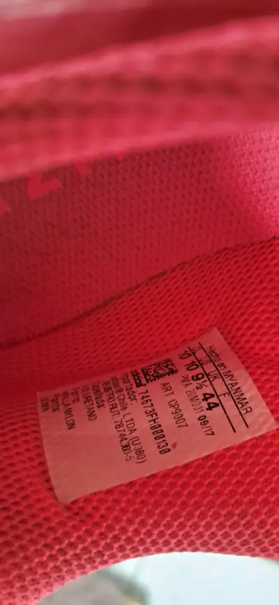 Botines de fútbol Adidas rojos talla 44 - miniatura 1
