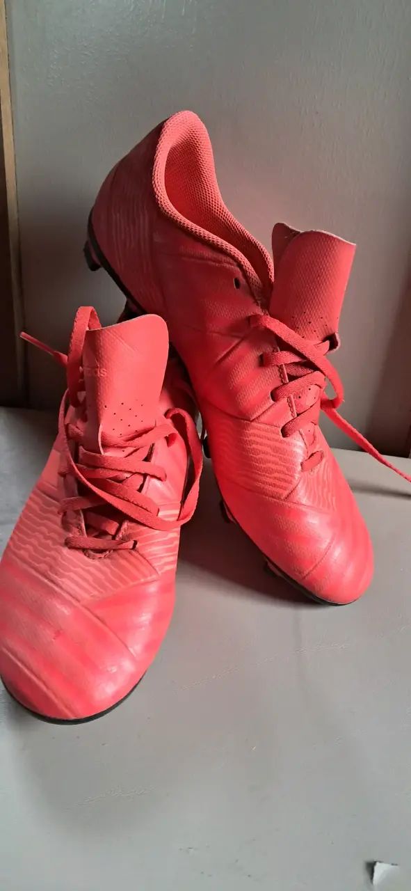 Botines de fútbol Adidas rojos talla 44 - 5