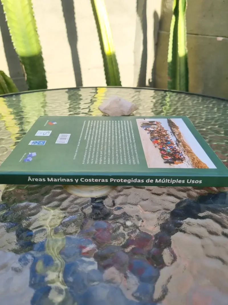 Libro sobre Áreas Marinas y Costeras Protegidas en Chile - 2