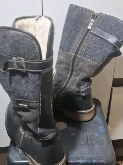 Botas de cuero y lana para invierno - miniatura 2