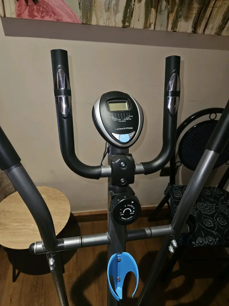 Elíptica Ultimate Fitness con Monitor Digital - 3
