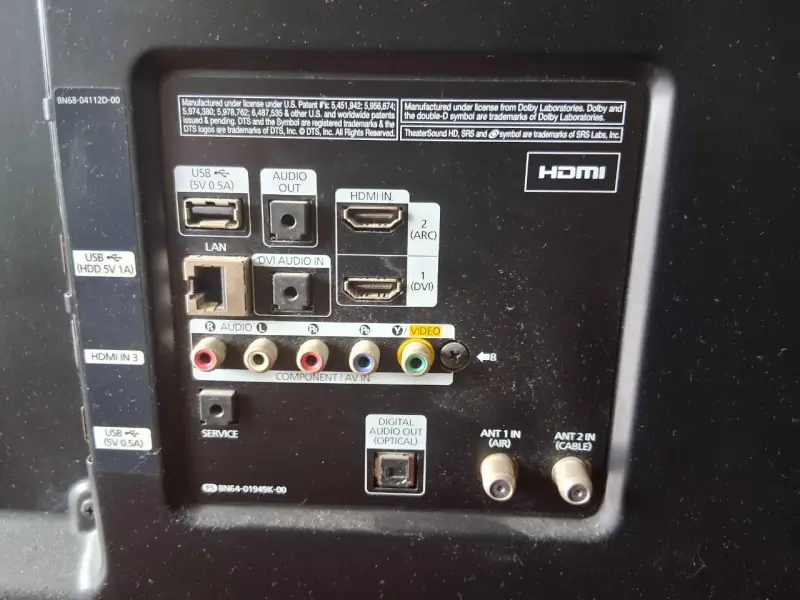 Televisor Samsung 55 pulgadas con control remoto - 3