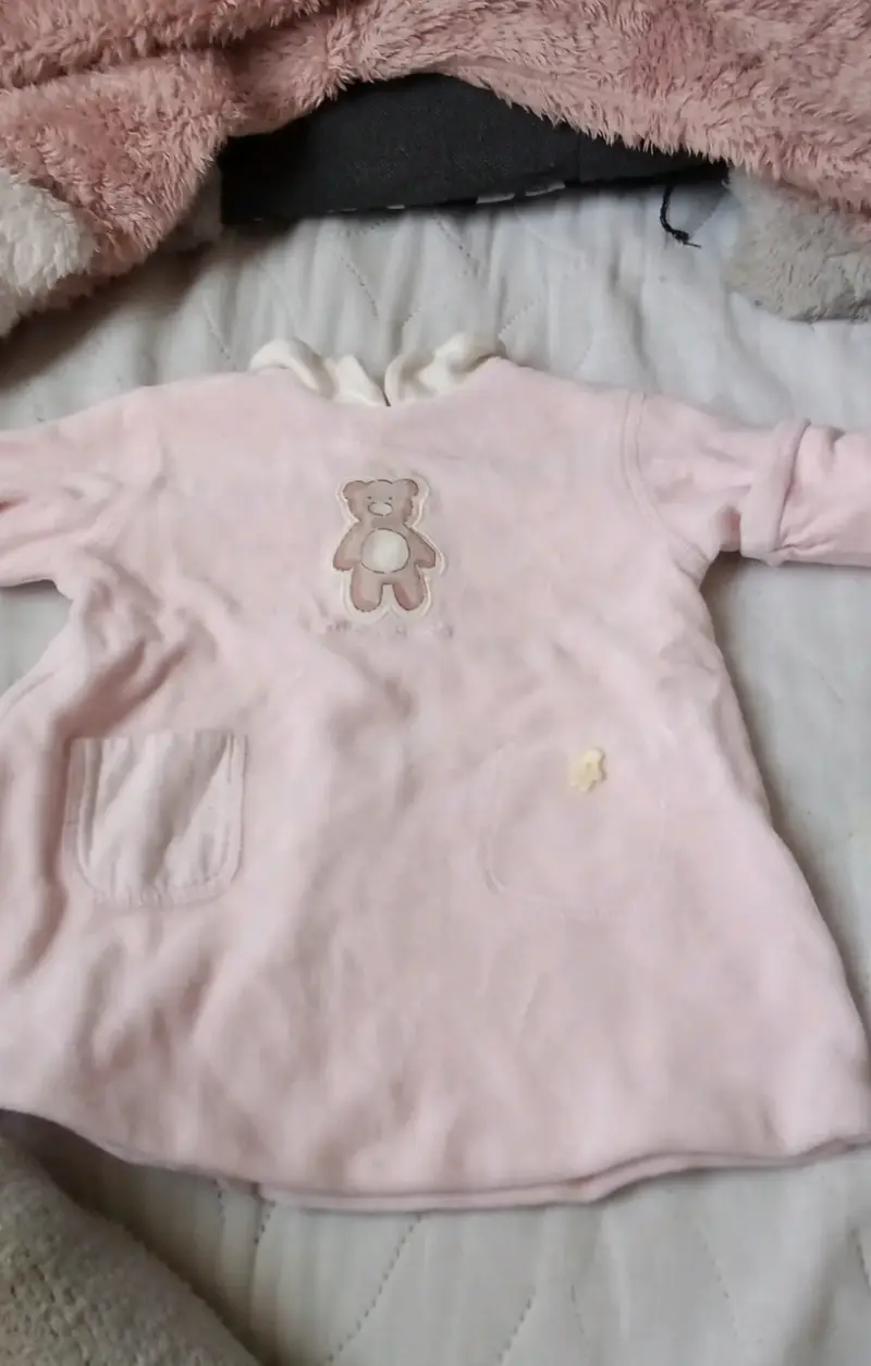 Conjunto de ropa para bebé en tonos pastel - 5