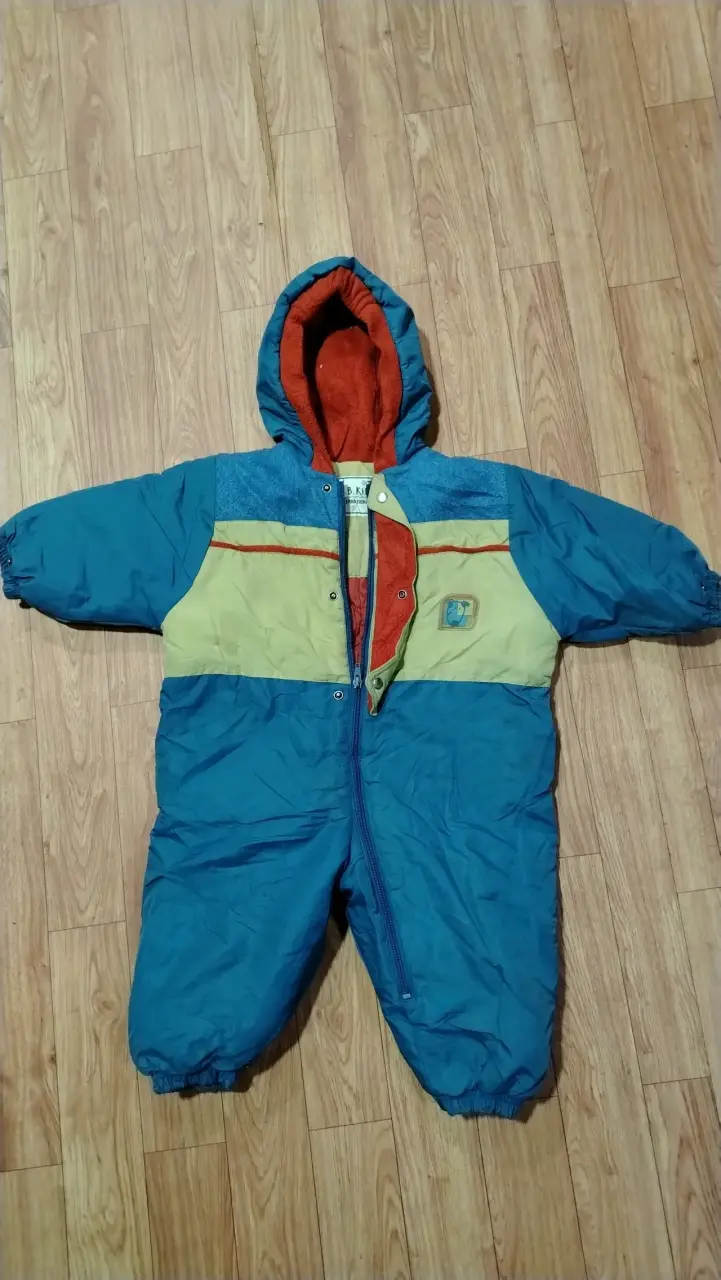 Enterito de invierno para bebé azul y amarillo