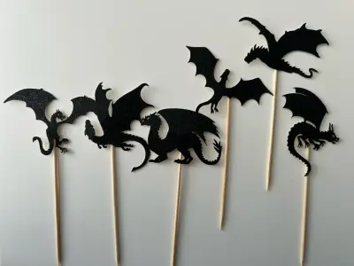 Decoraciones de pastel con siluetas de dragones - miniatura 2