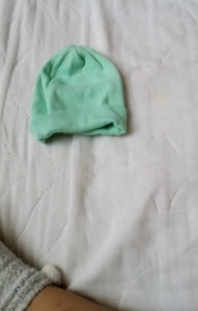 Conjunto de ropa para bebé en tonos pastel - 2