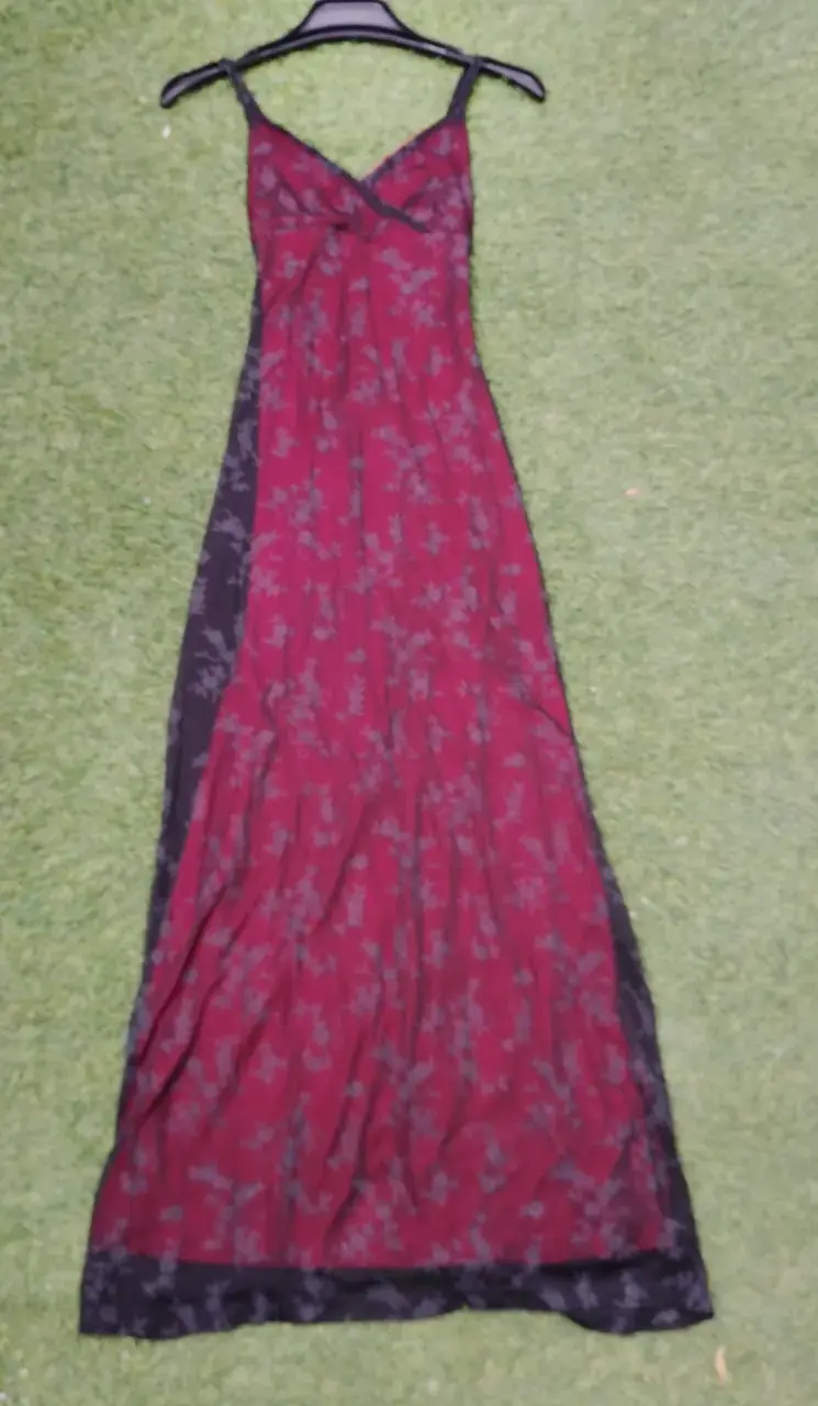 Vestido largo estampado floral rojo y negro - 1