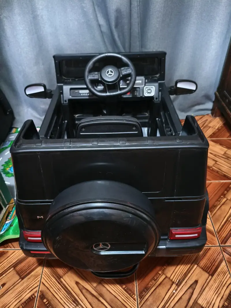 Auto eléctrico para niños Mercedes-Benz negro - 5