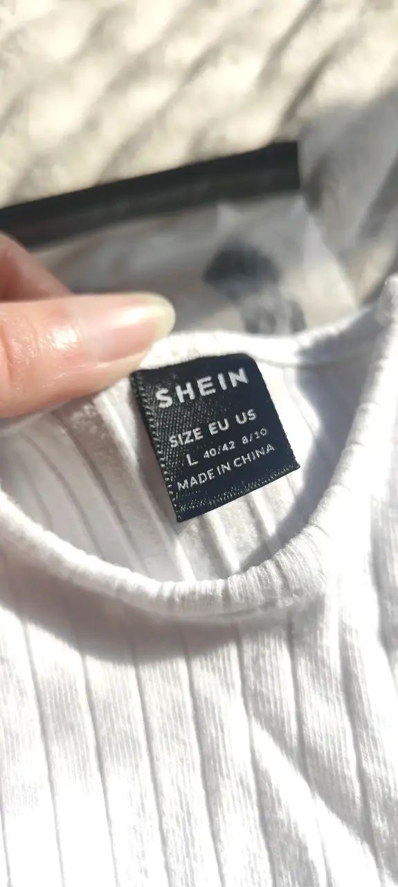Entero Shein blanco con estampado floral - 2