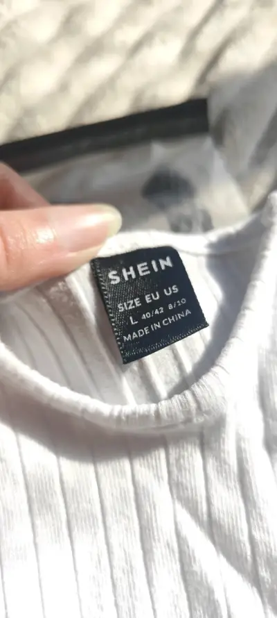 Entero Shein blanco con estampado floral - miniatura 2