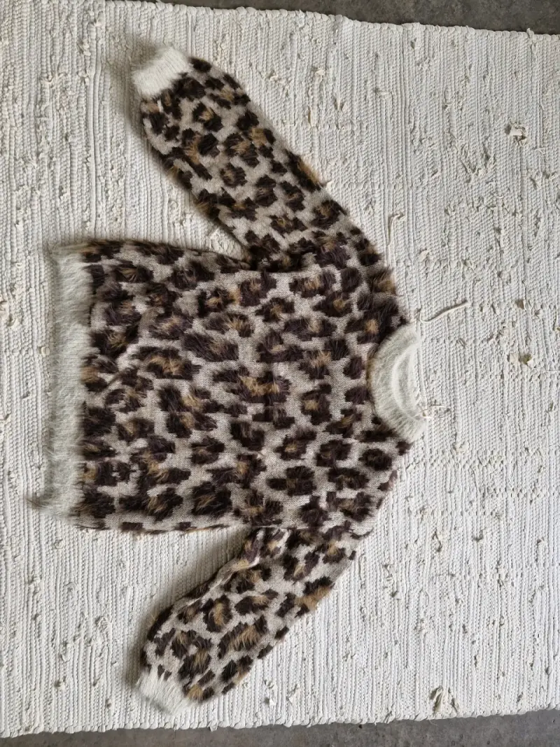 Suéter de leopardo para mujer