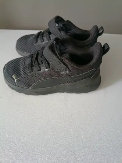 Zapatillas deportivas negras para niños Puma - miniatura 2