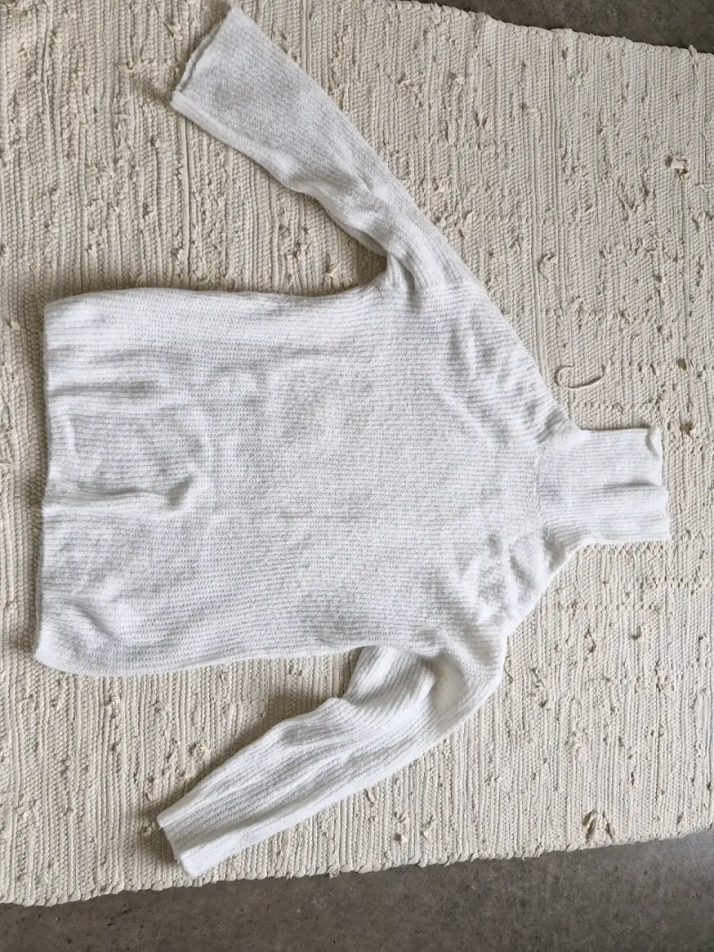Suéter blanco de lana para mujer