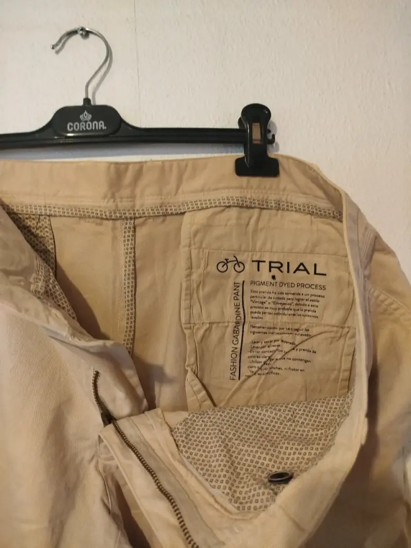 Pantalones beige casuales para hombre Marca Trial - 3