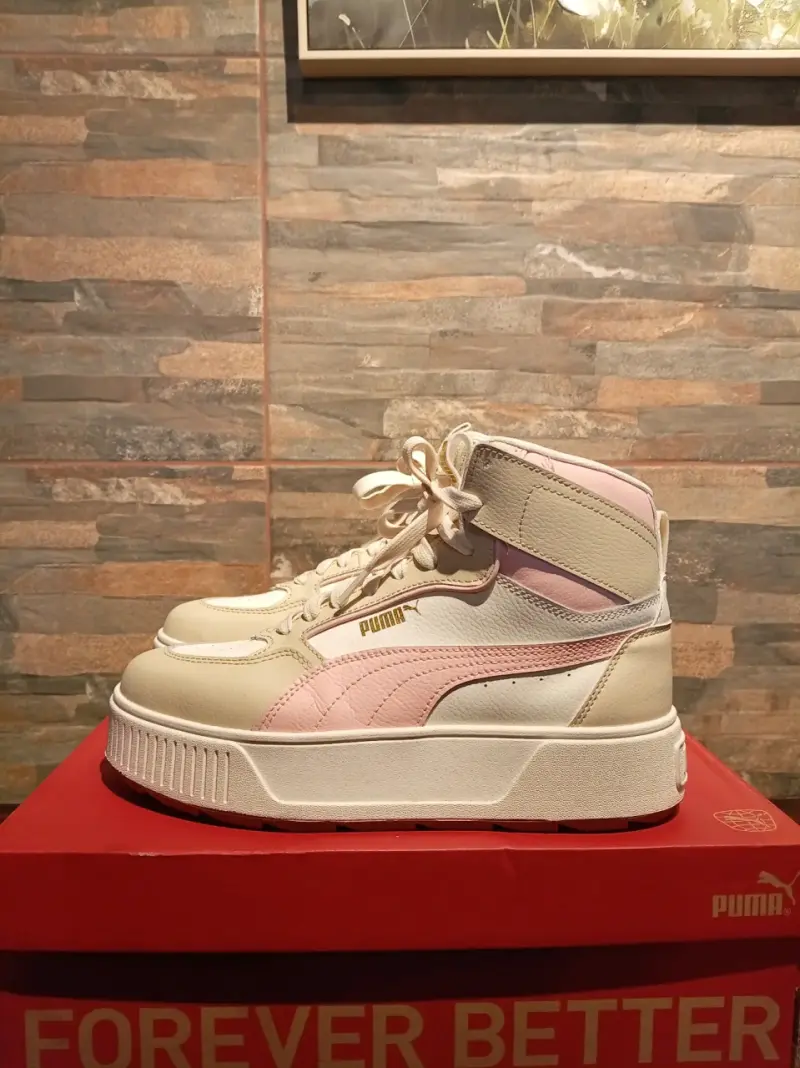 Zapatillas altas Puma beige y rosado - 1