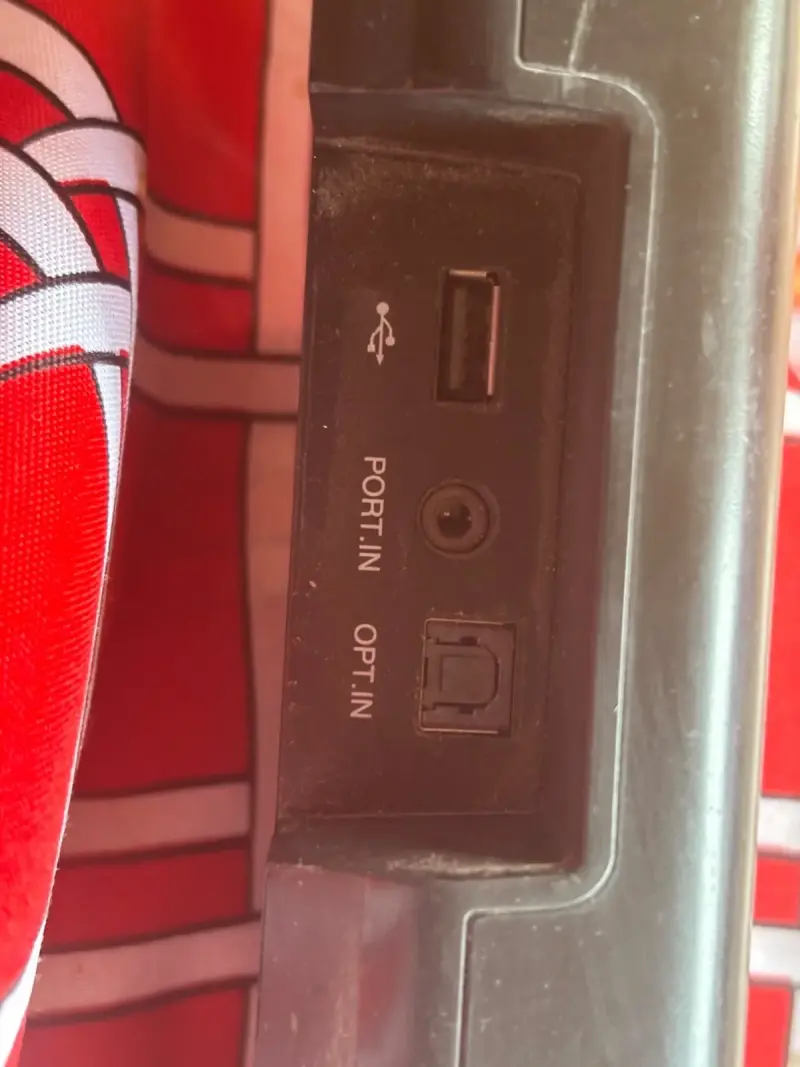 Sistema de sonido LG con subwoofer inalámbrico - 3