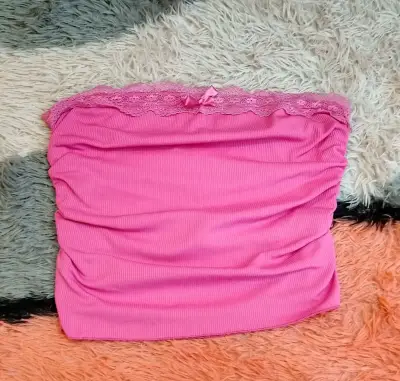 Top strapless rosa con encaje - miniatura 1