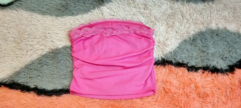 Top strapless rosa con encaje - 2