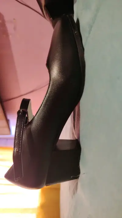 Zapatos de baile negros con tacón bajo - miniatura 2