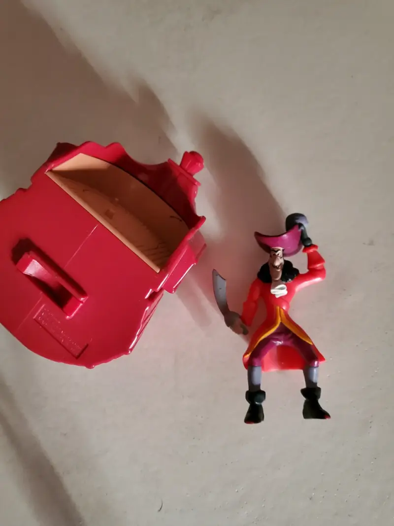 Figura de acción Capitán Garfio con barco - 2