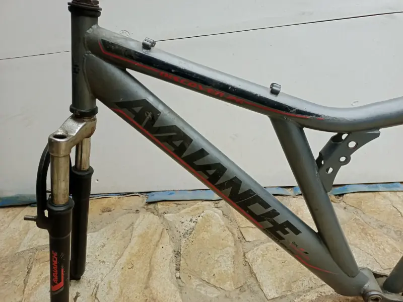 Marcos de bicicleta doble suspensión MTB aro 26 - 4