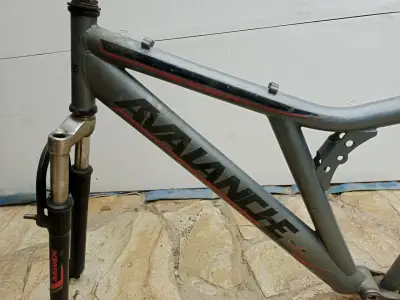 Marcos de bicicleta doble suspensión MTB aro 26 - miniatura 4