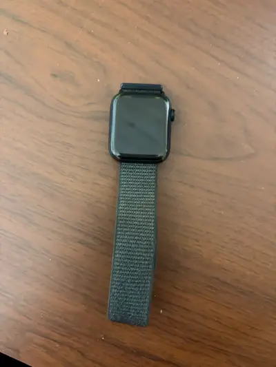 Apple Watch SE 2 44 milímetros - miniatura 1