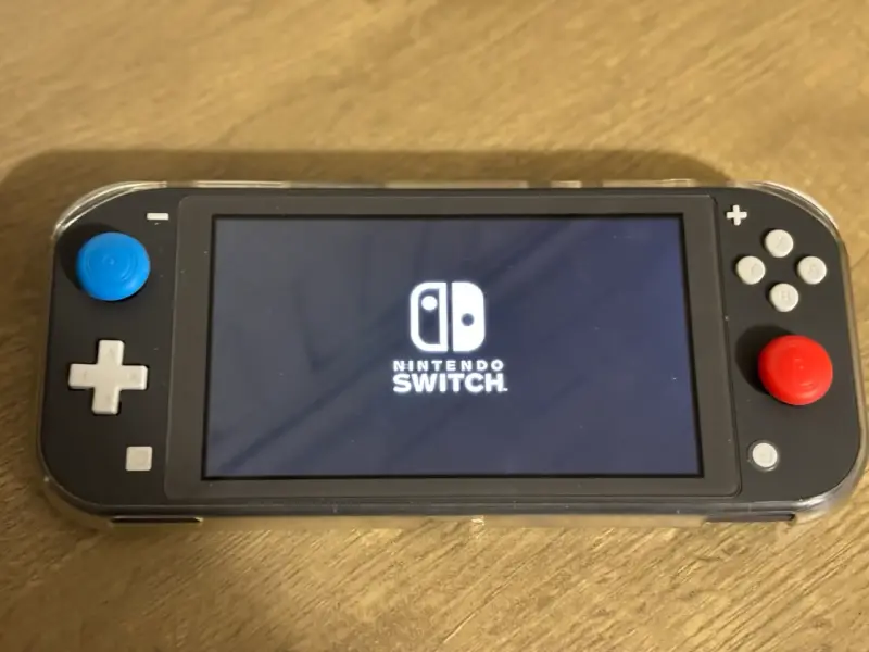 Consola portátil Nintendo Switch Lite desbloqueada - 3