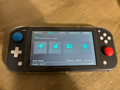 Consola portátil Nintendo Switch Lite desbloqueada - miniatura 4