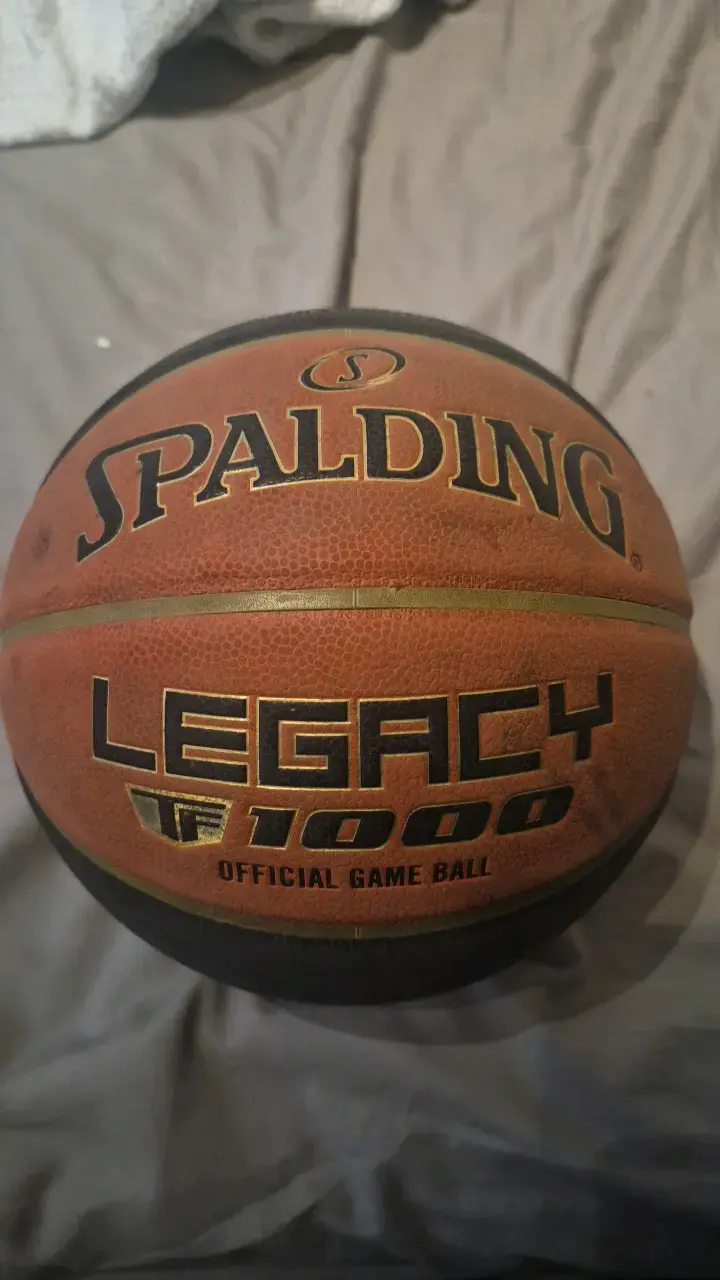 Balón de baloncesto Spalding Legacy TF-1000 - 1