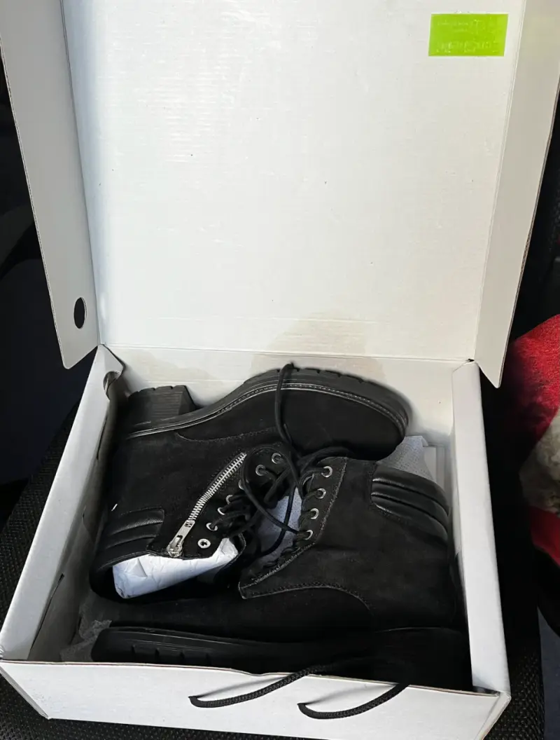 Botines de cuero negro Pollini con plataforma - 3