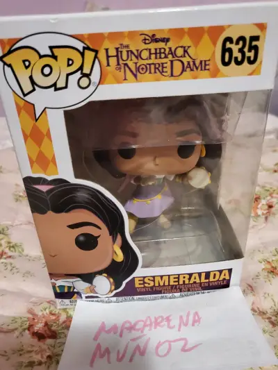 Funko Pop Esmeralda Disney - miniatura 1