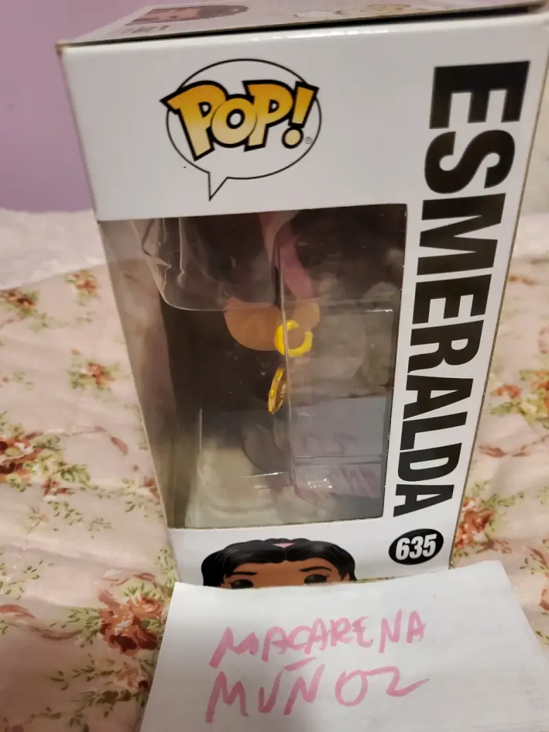 Funko Pop Esmeralda Disney - 2