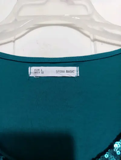 Blusa sin mangas con lentejuelas verde Sfera Basic - miniatura 2