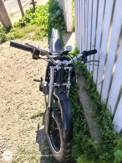 Mini moto cross para niños color negro 50hp - miniatura 3