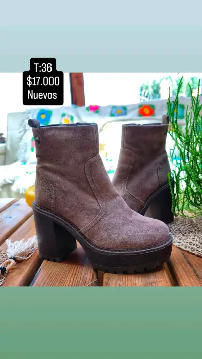 Botines de gamuza marrón con tacón alto - miniatura 2