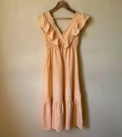 Vestido largo a cuadros con volantes - miniatura 2