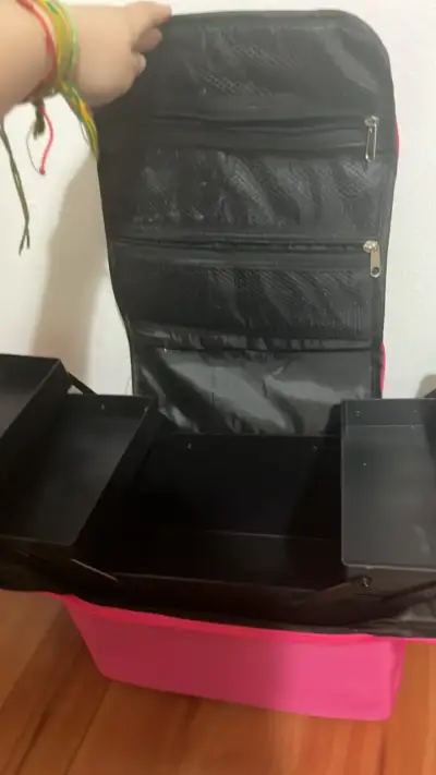 Bolso manicura nuevo sin ni un uso - miniatura 2