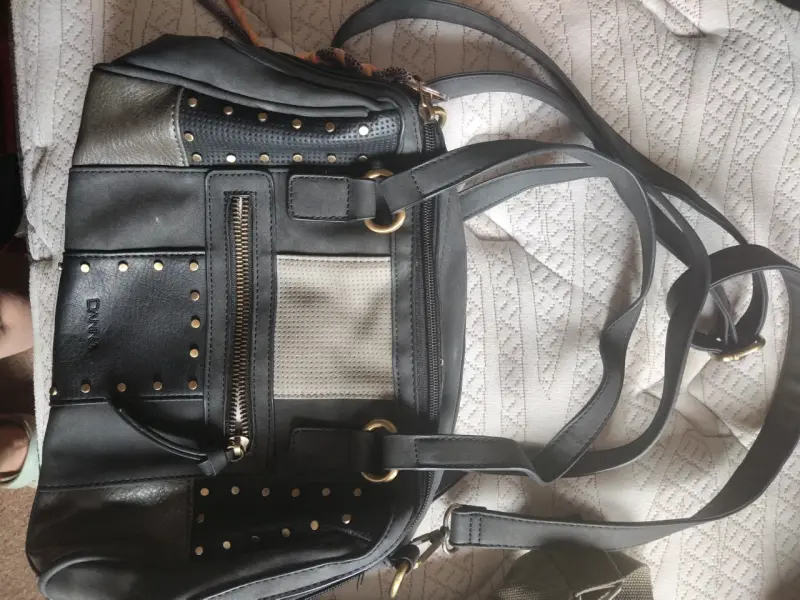 Carteras, mochila - 1