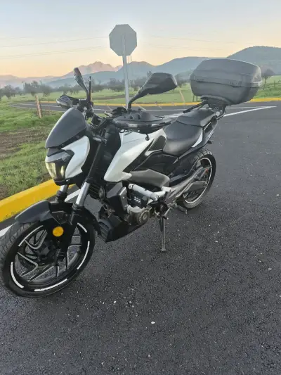 Dominar 400 - miniatura 3