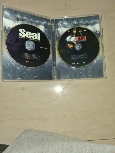 DVD Concierto en Vivo 2x1 Talking Heads y Seal - miniatura 2