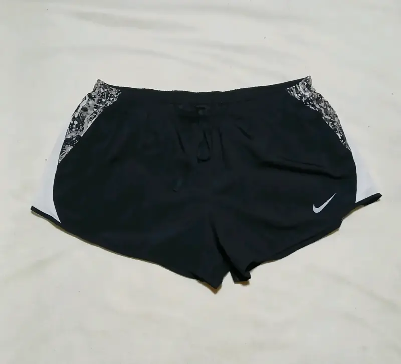 Short nike talla xl