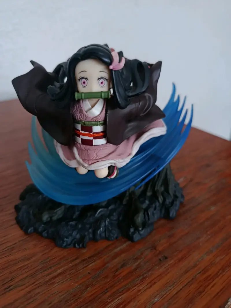 Figuras de colección Demon Slayer Nezuko, Tanjiro y Shinobu - 1