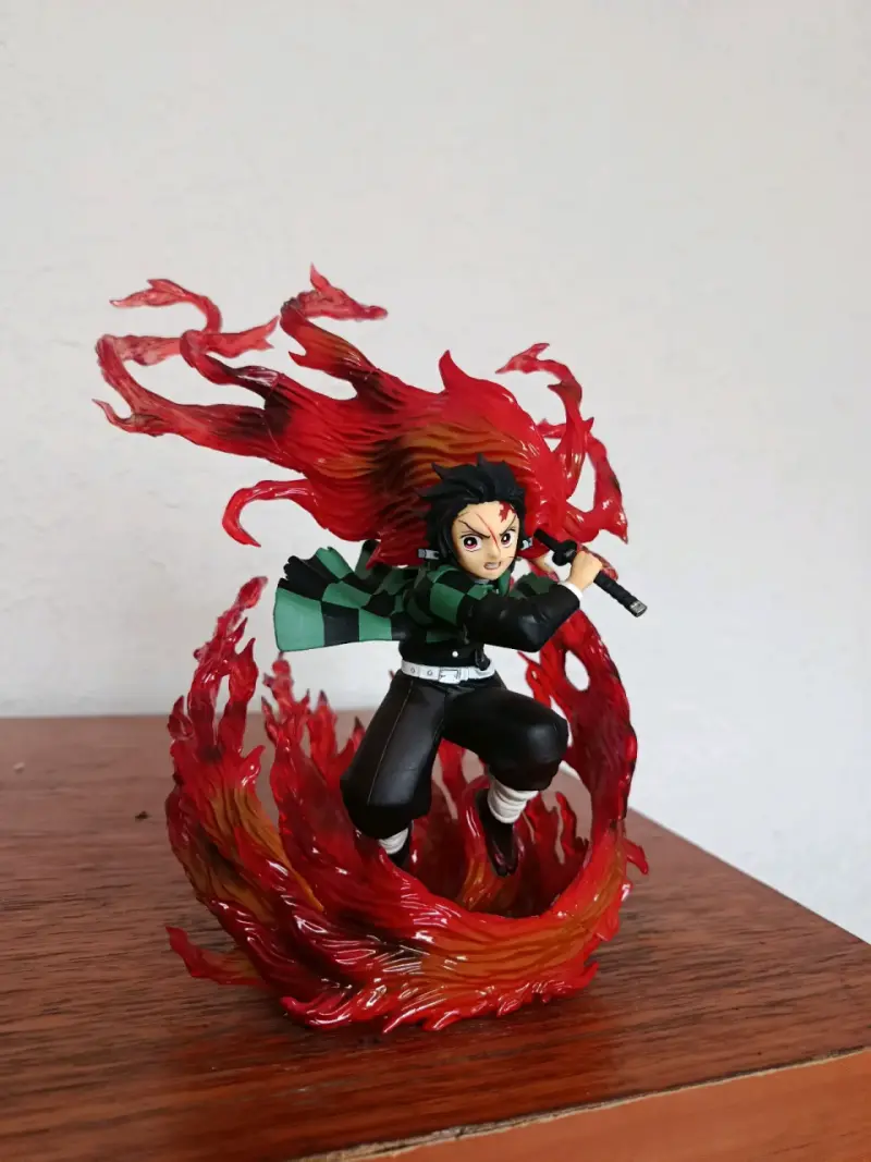Figuras de colección Demon Slayer Nezuko, Tanjiro y Shinobu - 2